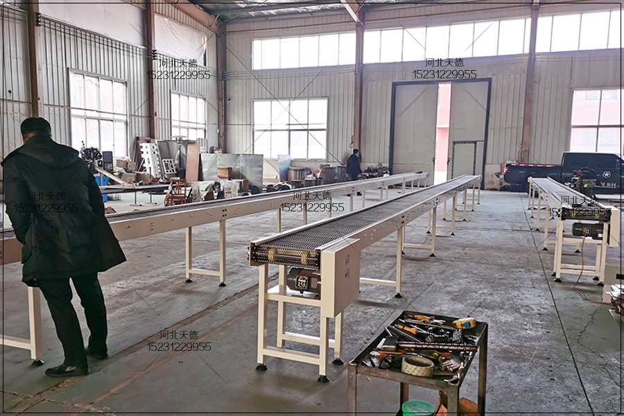 網(wǎng)帶輸送機(jī)