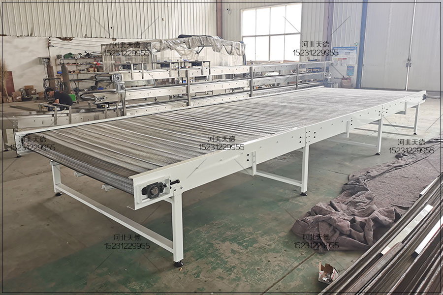 不銹鋼網(wǎng)帶冷卻輸送線輸送機